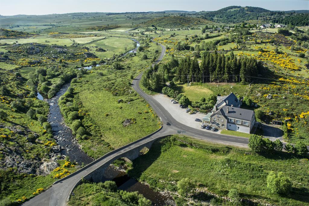 Hotel Le Relais De L'Aubrac Nasbinals Zewnętrze zdjęcie